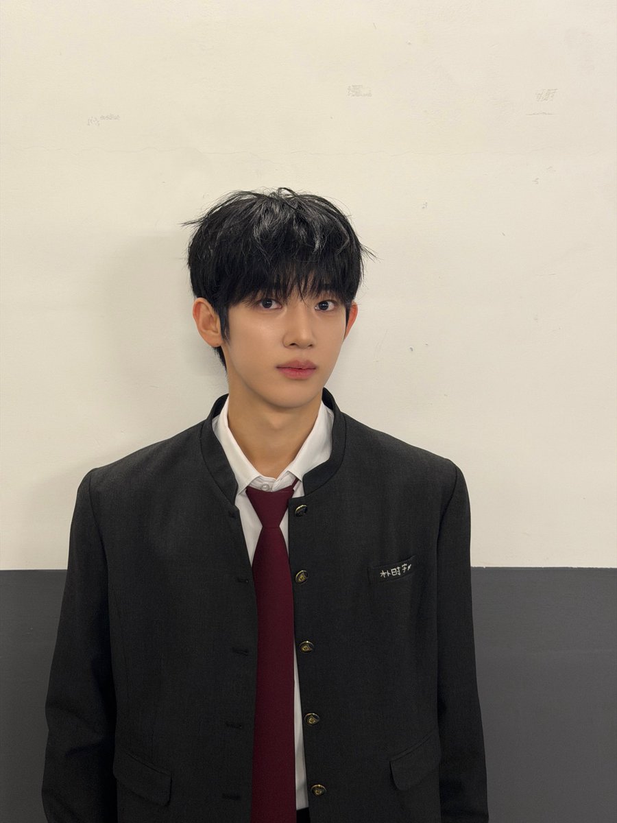 Yama_lanlan's tweet photo. 我第一次换掉彩河的照片
好像就是从这里开启的
#Parksiwoo 
#parksiwoo https://t.co/HyTkyROkSp