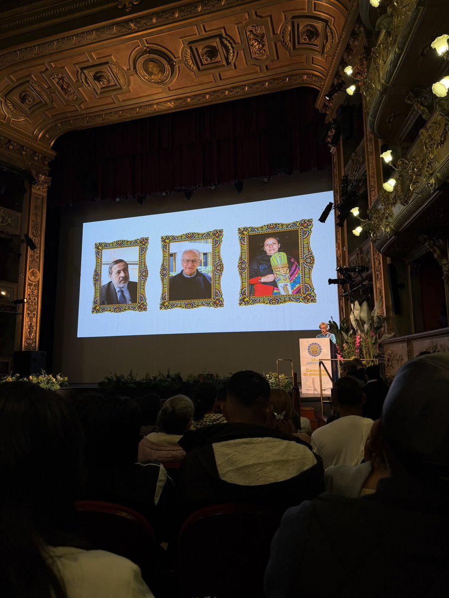 Conpa_paz's tweet photo. #Avances | Estuvimos Ceremonia de premiación de los 15 años del Premio Nacional de Derechos Humanos; acompañando a líderes territoriales que han luchado por la protección y salvaguarda territorial.
#Premioddhh #DerechosHumanos #Lideres @Rimoro14 @SwedeninCOL https://t.co/gDsqoWRG3L