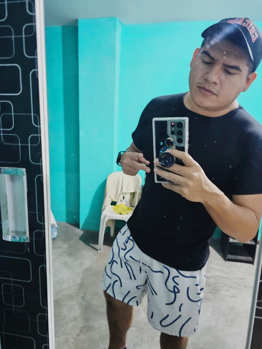 Snando1991's tweet photo. bueno regresamos al gym 💪 😌 😏 
ya mucho desmadre cumpleañero
buen martes 😊💪 https://t.co/po5QHaSOyb