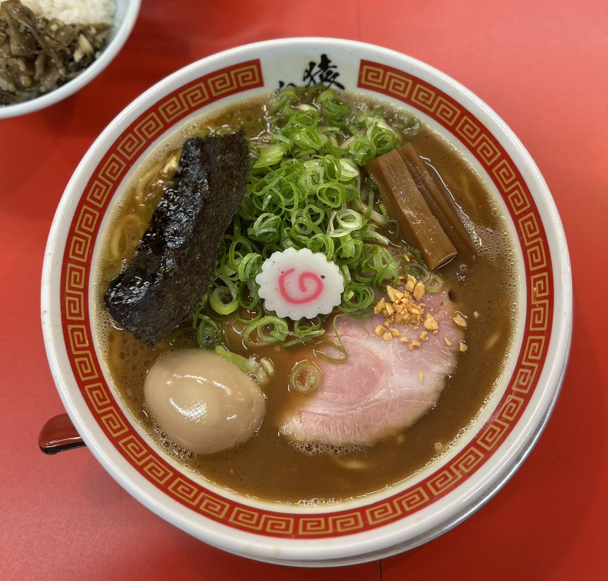 ot1125nb's tweet photo. 甲子園球場から車で約10〜15分の
美味しいラーメン屋さん🍜
「猿でもわかるわ」🐒
・醤油豚骨YAMAラーメン
📍尼崎市立花町2ー2ー2
#阪神甲子園球場 #ラーメン #猿でもわかるわ https://t.co/IM3gTzBZwa