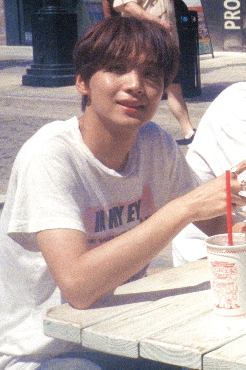 haechanprints's tweet photo. https://t.co/iOwEqLonH6