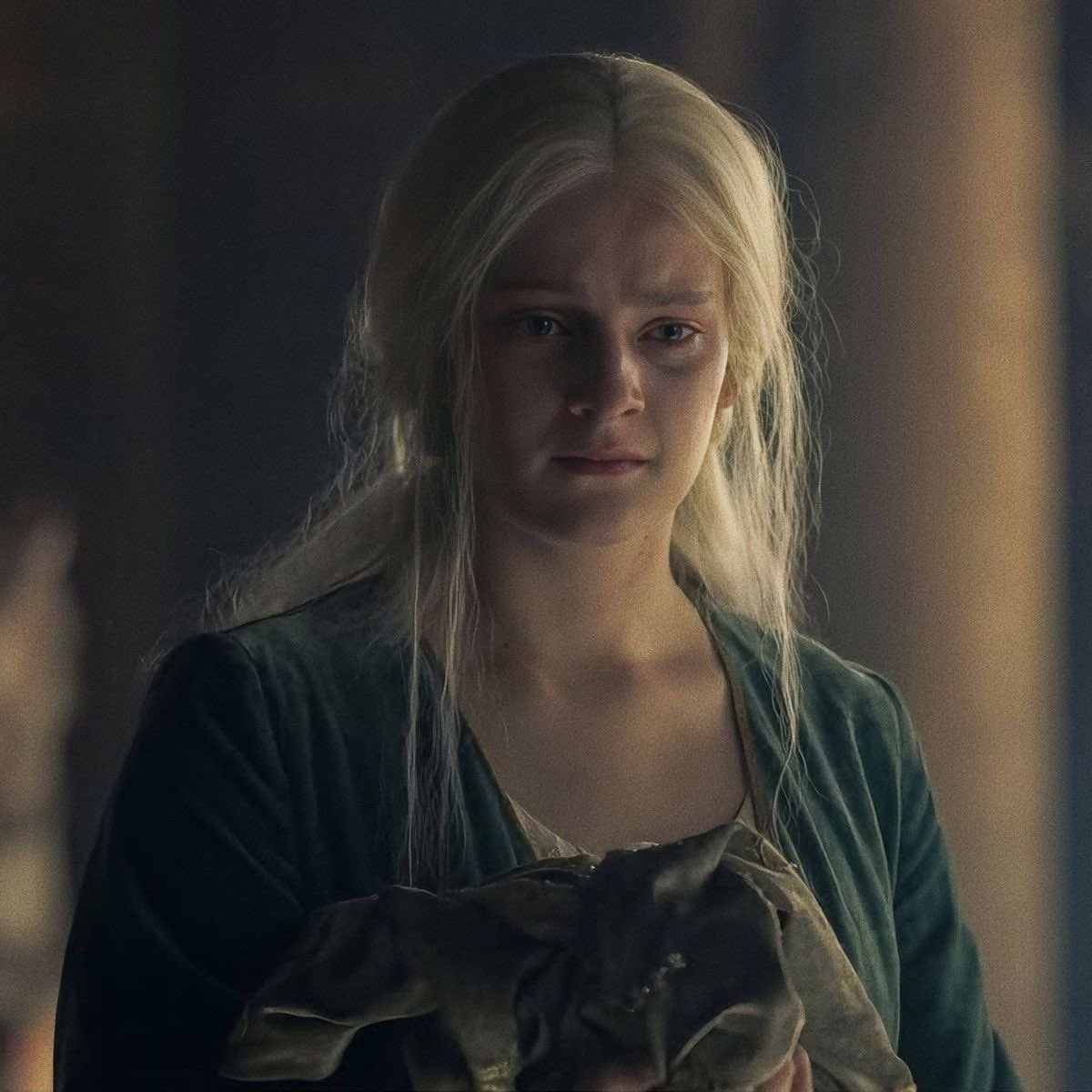 boundtoliz's tweet photo. "Who will protect her if she cannot protect herself?"    "and who will she be if her mind is broken?" — Helaena x Liz.

WALK WITH ME please https://t.co/8wVNv7oOIc