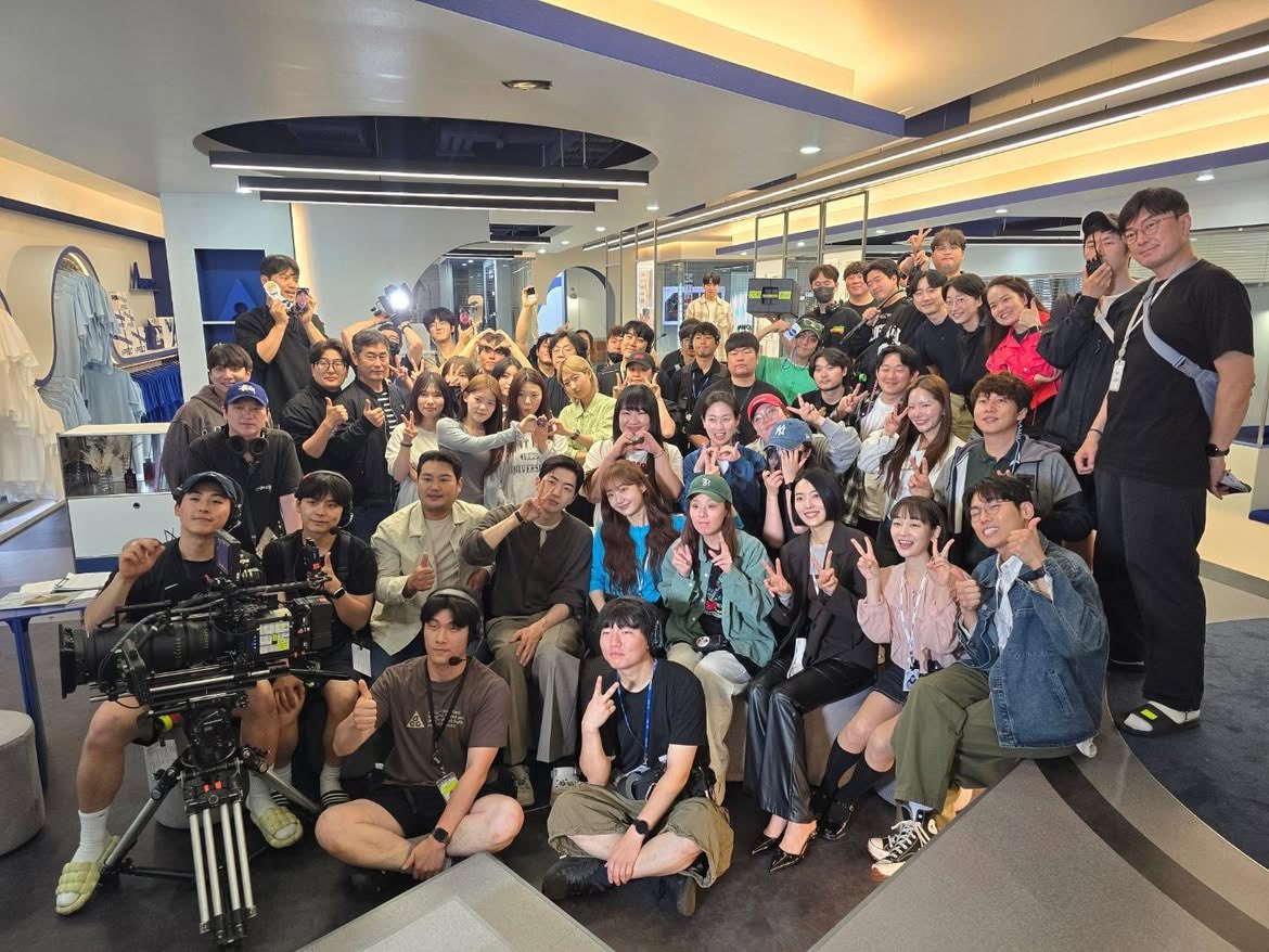 kanghoonarchive's tweet photo. 📁 260908 neulhaerangent_official instagram post update

Actress Lee Damhee’s agency instagram update with Kang Hoon and My Bias My Boss Family 💚

#KangHoon #MyBiasMyBoss #강훈 #최애의사원 https://t.co/isuAw1hxG7