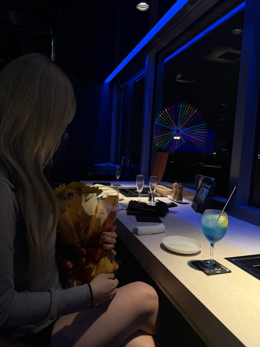 hpe____pp's tweet photo. お誕生日おめでとう、大好きな人 https://t.co/PYsQPExx7w