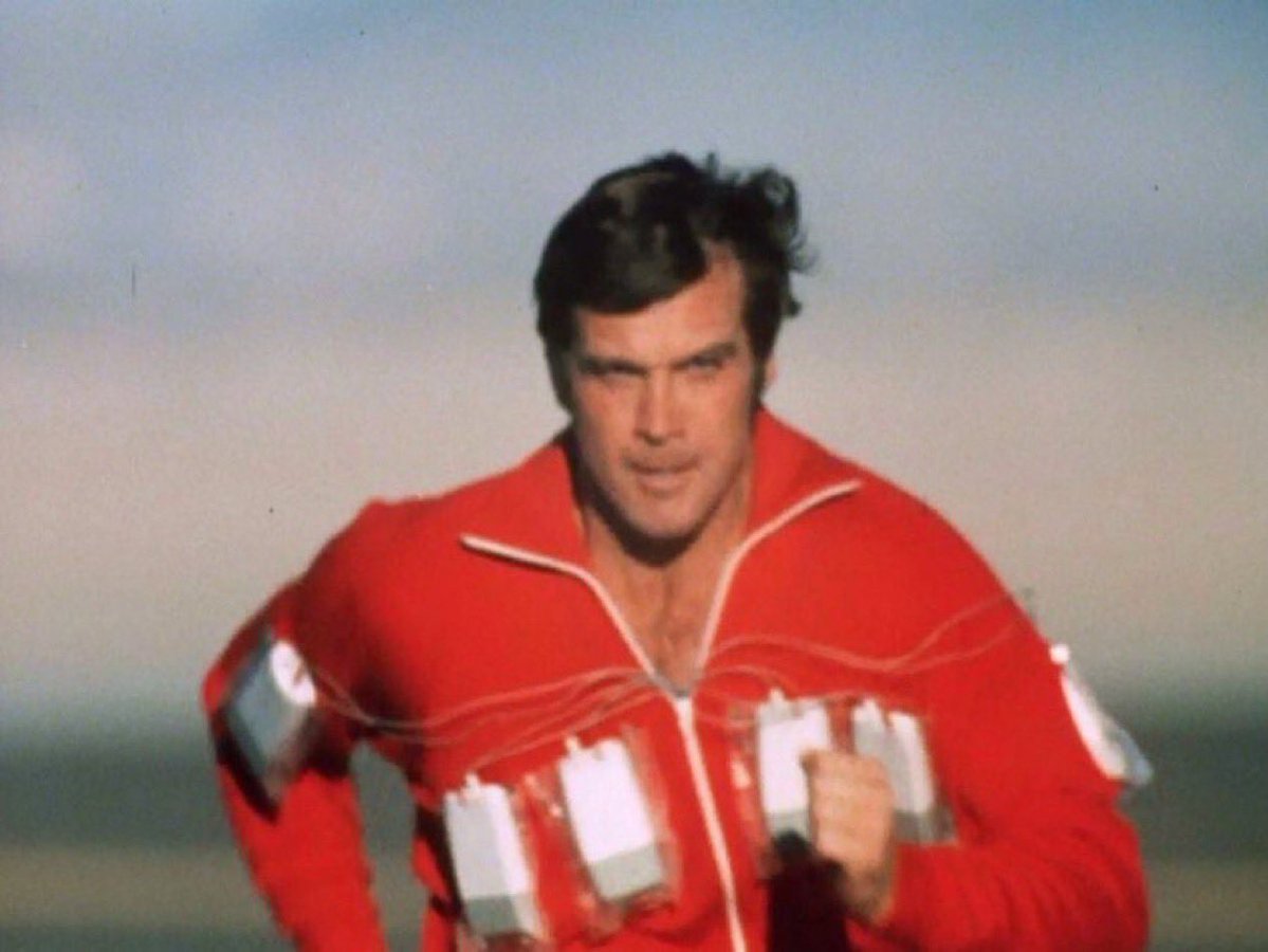 Super70sSports's tweet photo. If you’re over 50 years of age and have never gone “dun-nuh-nuh-nuh-nuh-nuh-nuh” I don’t even fucking know you anymore. https://t.co/6B7d8emqjv