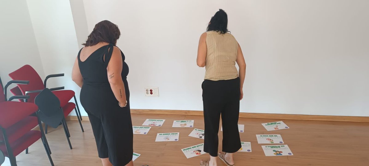 ppepelusev's tweet photo. Hoy ponemos en marcha el #ProgramaCrisalida .Programa de Orientación y Acompañamiento Sociolaboral para Mujeres.
Mujeres usuarias de los (CIAM) que se encuentren en situación de vulnerabilidad social o laboral.
 Seguimos trabajando por la igualdad #DerechosSociales https://t.co/a7owxn9Mhx