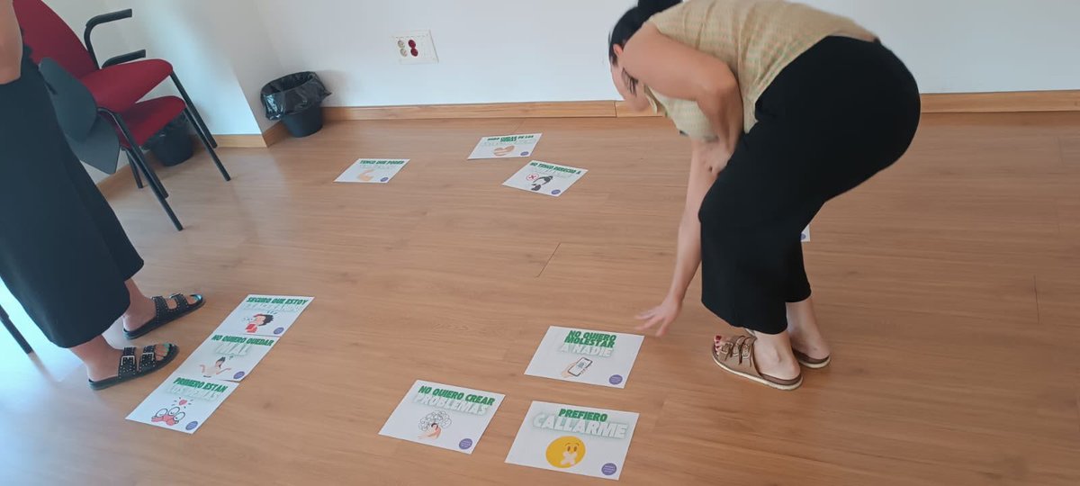 ppepelusev's tweet photo. Hoy ponemos en marcha el #ProgramaCrisalida .Programa de Orientación y Acompañamiento Sociolaboral para Mujeres.
Mujeres usuarias de los (CIAM) que se encuentren en situación de vulnerabilidad social o laboral.
 Seguimos trabajando por la igualdad #DerechosSociales https://t.co/a7owxn9Mhx