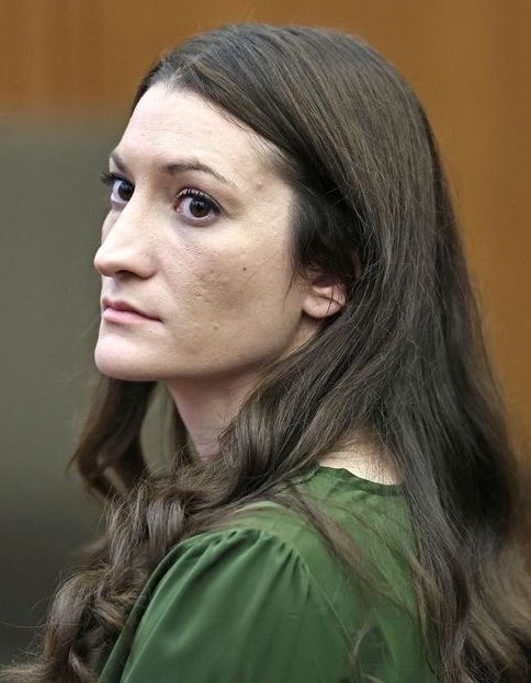 remarks's tweet photo. JUST IN: Lindsey Clancy's ex-husband Patrick Clancy threatens legal action against influencers accusing him of killing their children. https://t.co/QANJ6DUy0U