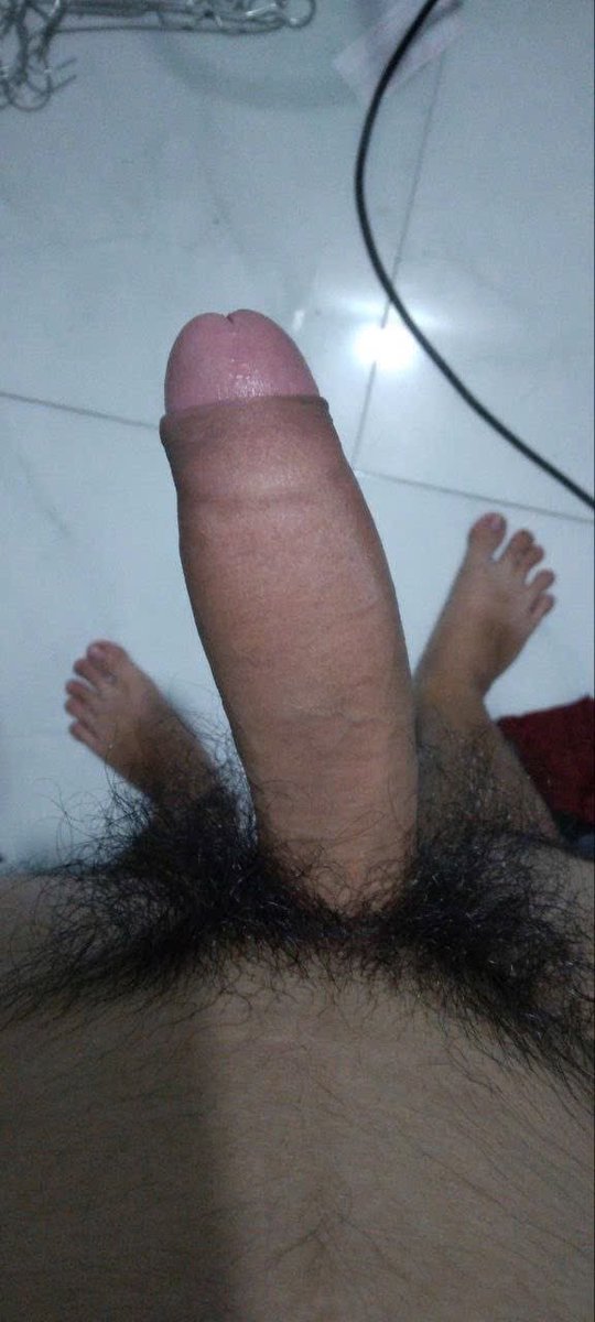 minh2432's tweet photo. Có Mb nào muốn bú buổi không nè https://t.co/iiwm2jjhUr
