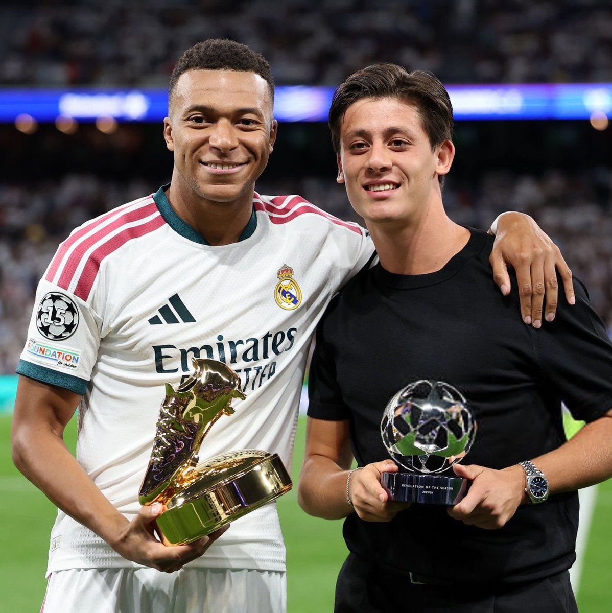 MadridXtra's tweet photo. WHAT A MOMENT! 🤍 https://t.co/iceWAraYWn