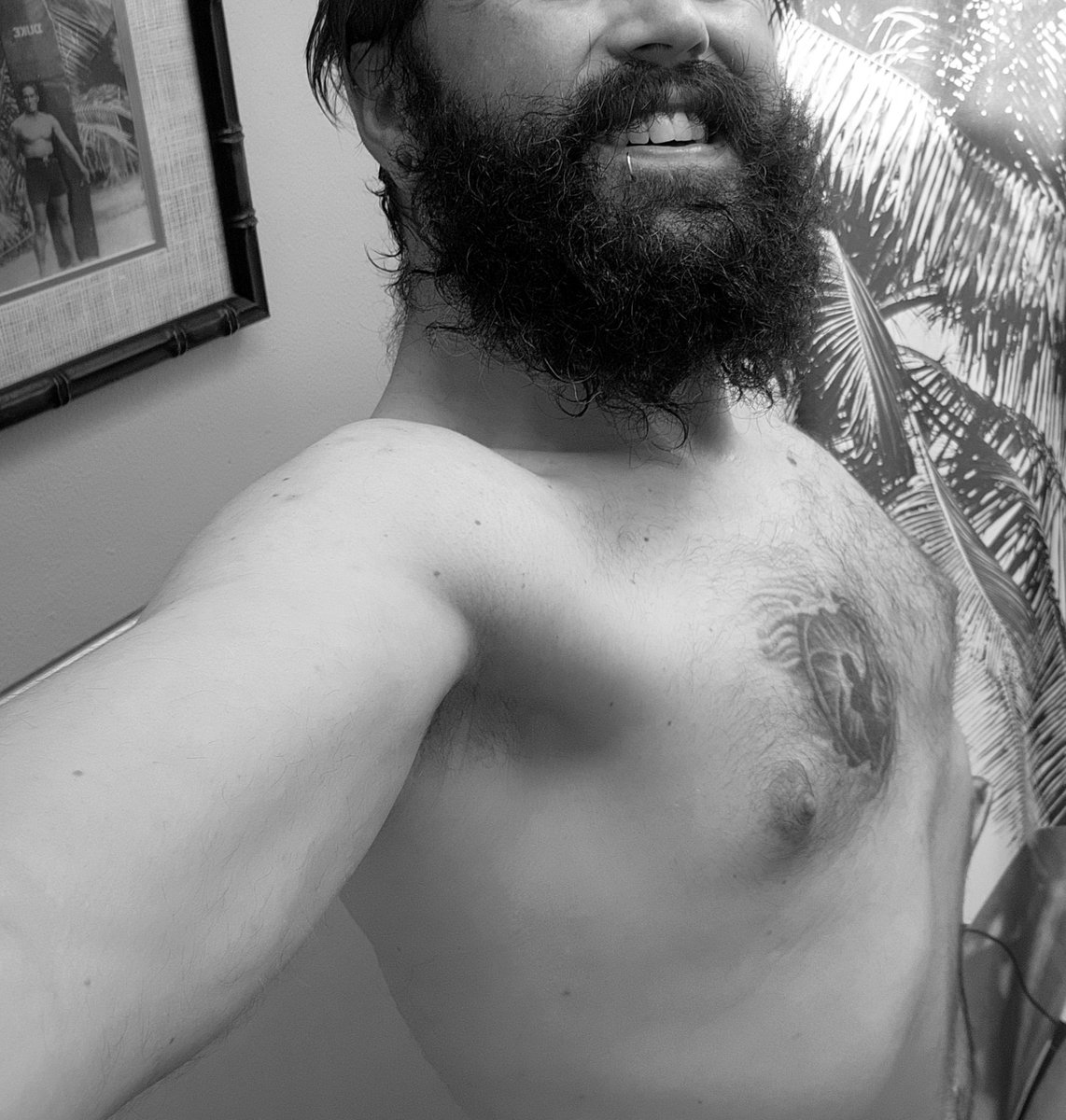 beardeddad9191's tweet photo. Happy Titty Tuesday! Who wants to celebrate with this daddy? 😉

#nsfwtwt #horny #bwc #nsfw #daddy #cock #balls #cum #sext #porn #beard https://t.co/9Y8zJgGixt