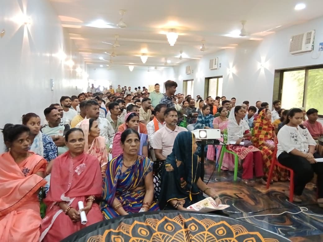 fssaiindia's tweet photo. #Chhatishgarh Empowering street food vendors goes beyond enforcement- it builds sustainable livelihoods and safer communities!
A specialized training conducted for street food vendors in Dhamtari district highlights
#FoodSafety #StreetFood
#FoSTaC https://t.co/g9zMRk7ez4