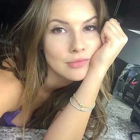 zazabuttt's tweet photo. AMANDA CERNY GAWDDDDDDDDD 😍😍😍 https://t.co/pteSdNizQ8
