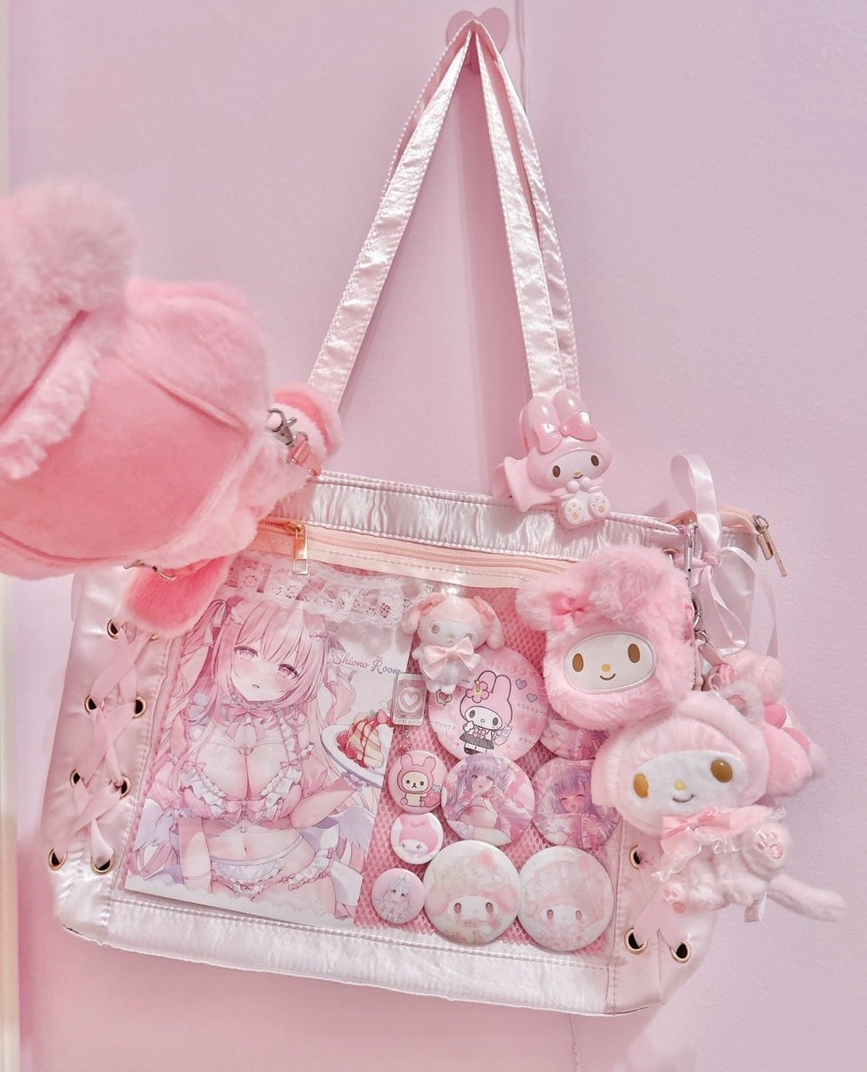 cutegf69's tweet photo. my go to bag (˶ᵔ ᵕ ᵔ˶)/⋆.𐙚 ̊ https://t.co/MoEh5rWuAa