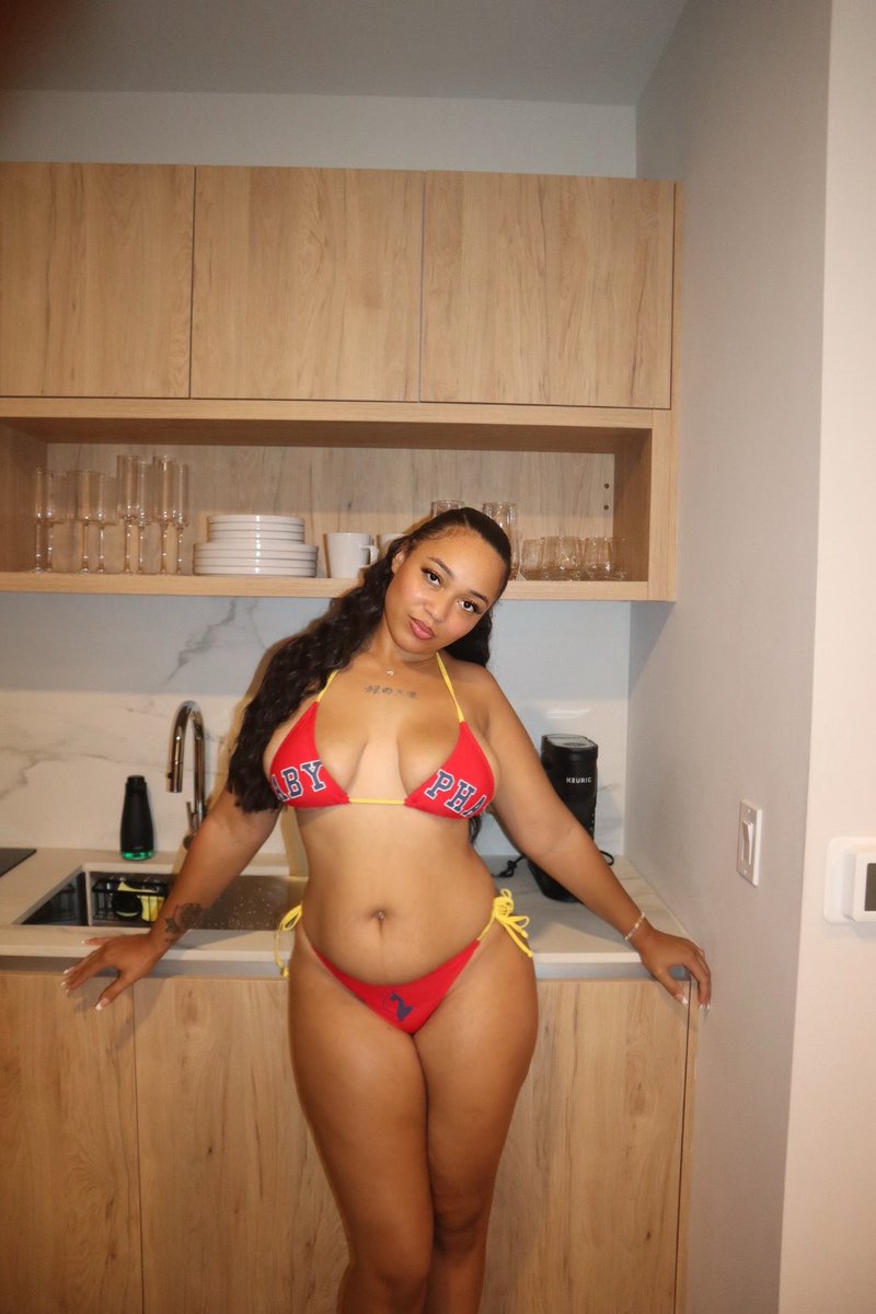 mixemsss's tweet photo. Newest bombshell has entered the villa 🩷 https://t.co/TjuvTcxgWu