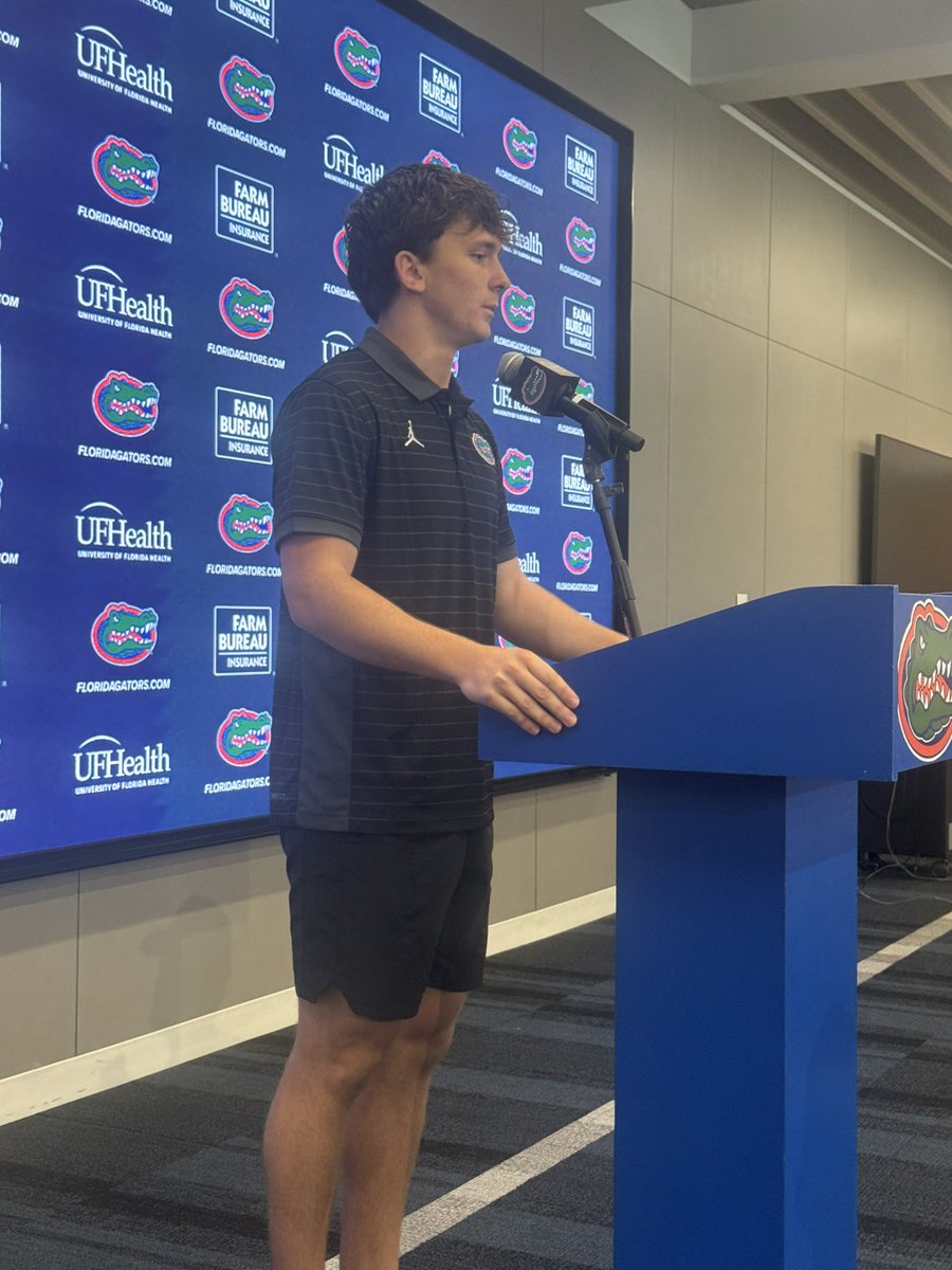 Colding_Jackson's tweet photo. Durkin on being one of two Tulane players to come to UF:

“For him to bring me here and to be at the University of Florida is a huge honor and privilege.” https://t.co/56dSahvXAd