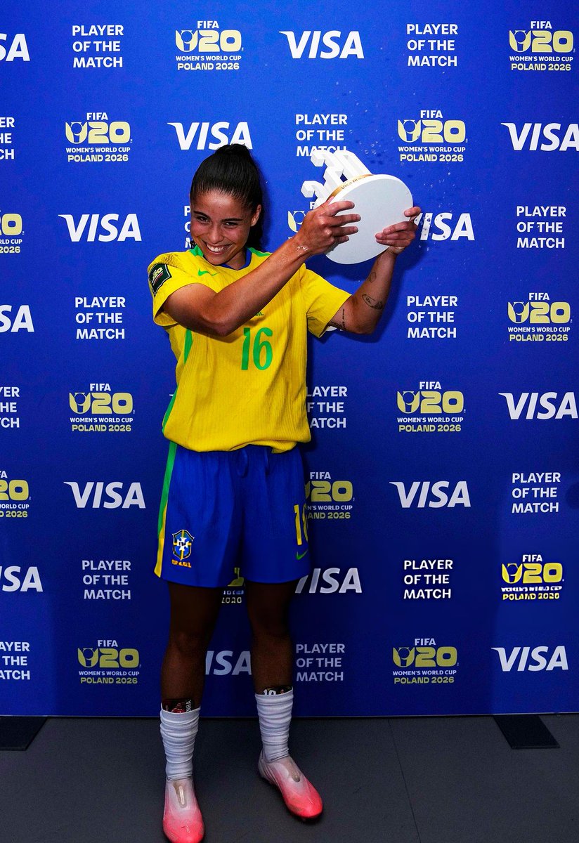 BenficaFem's tweet photo. ᵐᵛᵖ 💫 A melhor jogadora em campo na partida que apurou o Brasil para os «oitavos» do Mundial Sub-20? Sim, a nossa 𝑪𝒍𝒂𝒓𝒊𝒏𝒉𝒂! 😍  

#U20WWC https://t.co/6ZZhbvswrZ