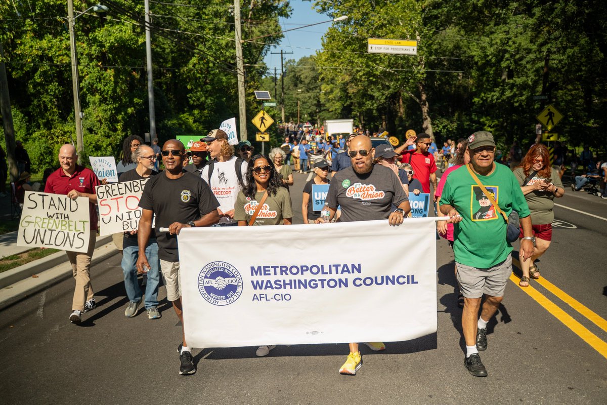 DCLabor's tweet photo. Labor Day reminded us why we fight. The worker power and solidarity was incredible! Let's keep the fight going and vote this November for candidates who will stand with us, not billionaires.
📸-@dylanmanshack https://t.co/qUM6rBEgnt