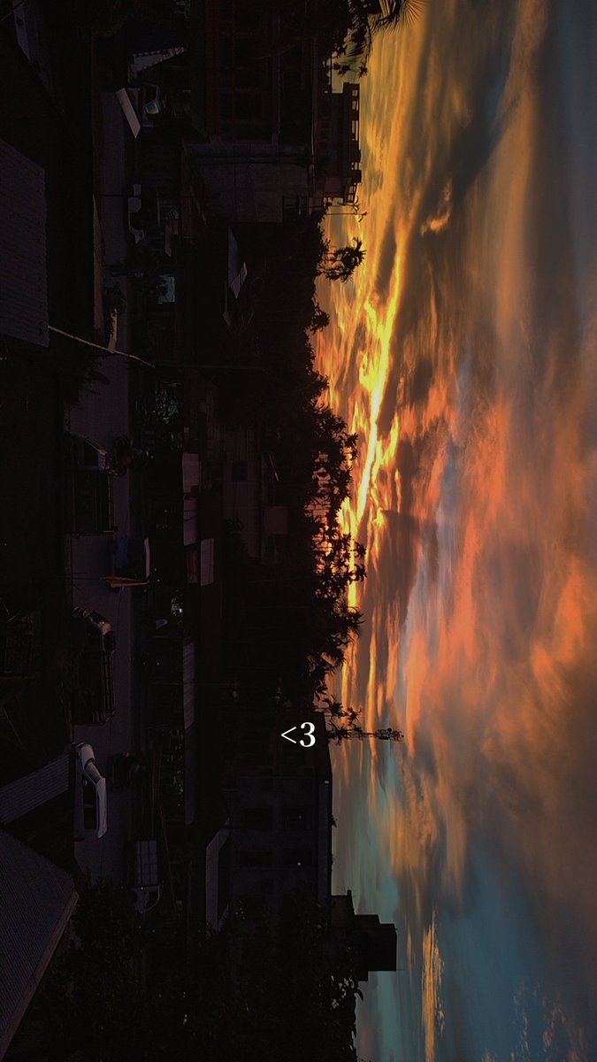 justrajosree's tweet photo. @Nithya_Shrii Sky gives you a reason to live :) https://t.co/HoA21ribCg