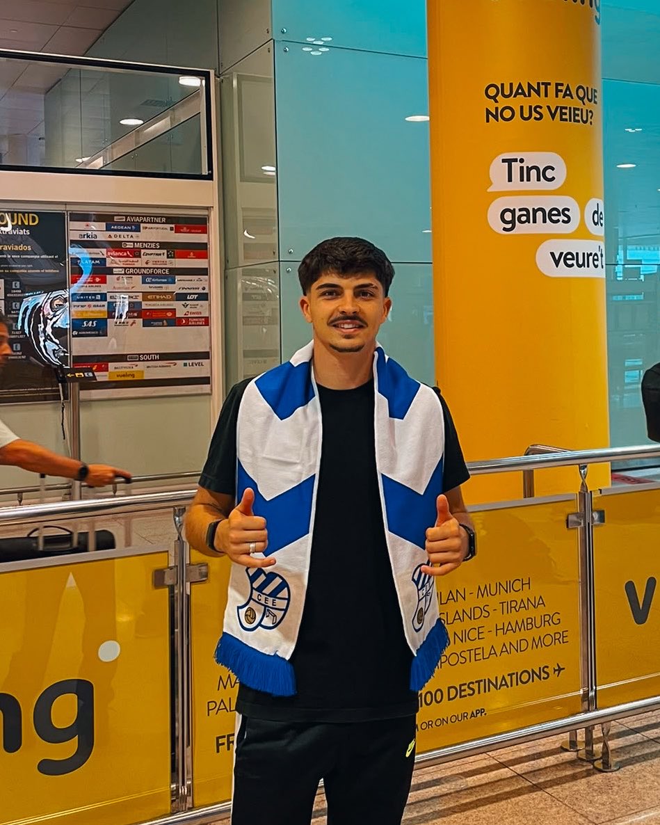 CEEuropa's tweet photo. Tenerife 🛫 Barcelona

Benvingut a la Vila, Teto! 💙🤍 https://t.co/QJRRs3sFmX
