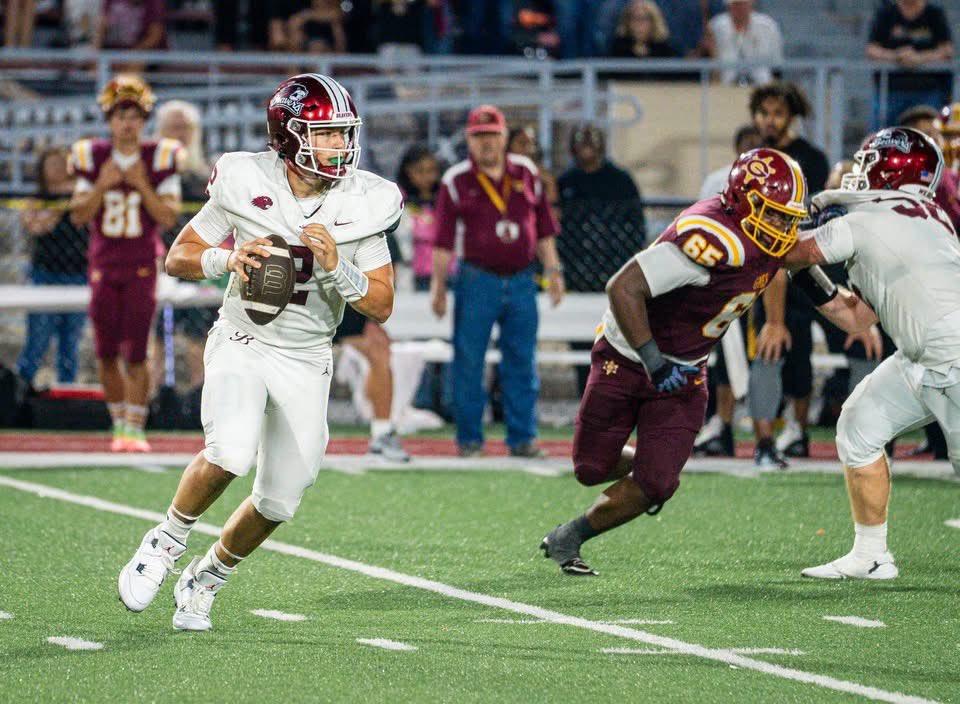MaxSimpson2028's tweet photo. A lot of football still left to play. Grateful for the opportunity to compete with my brothers every Friday night. Back to work. ๐ฆซ #GoBeavers #BeaverPride https://t.co/YK7viVAuWZ