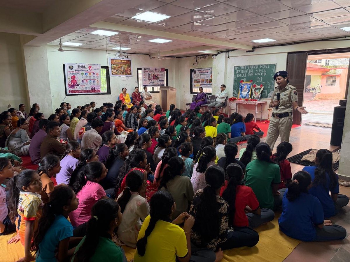 emrsdnh's tweet photo. Community Gathering Programme 🌿💻🥗
A successful awareness programme on Health, Cyber Security &amp; Nutrition was organised with active participation of students and community members, promoting a Healthy, Safe &amp; Responsible Community.@NESTSHQ https://t.co/iRmR2TtDBi