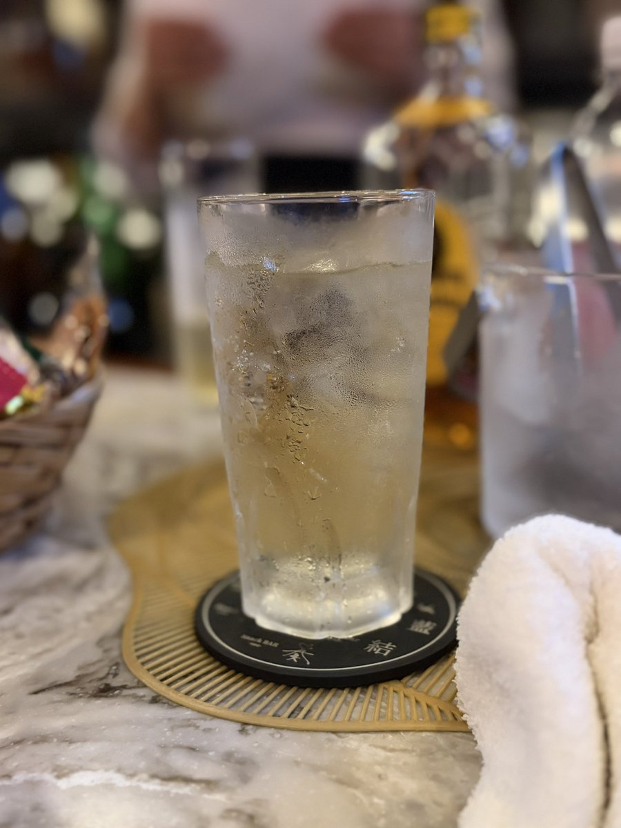 beruko_sake's tweet photo. 酒ヤクザに絡まれて帰れない。
明日は6：30起き！

ラーメン食べて寝たい、、。 https://t.co/Fom9nqX63b