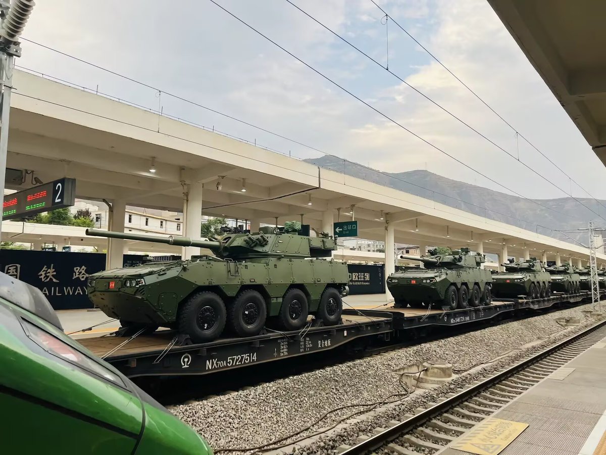 aag_th's tweet photo. 🇨🇳AAG_th บันทึกประจำวัน: ภาพเปิดเผยยานเกราะล้อยาง Type 19 8x8 จีนรุ่นใหม่ติดอาวุธ #Laser
https://t.co/Hi6H0NBYSI
#China #Army #PLA #Type19 #Armoured #Vehicle https://t.co/Lk1uH1LWZ5