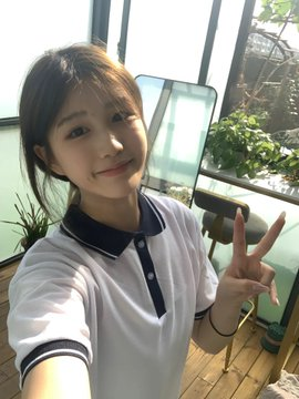 Cristin37316119's tweet photo. 新人刚玩x 

有人想锐评一下成人礼的福照吗

直接给不墨迹  发完我要删了…...无🚪 https://t.co/sP5PGGFFsi