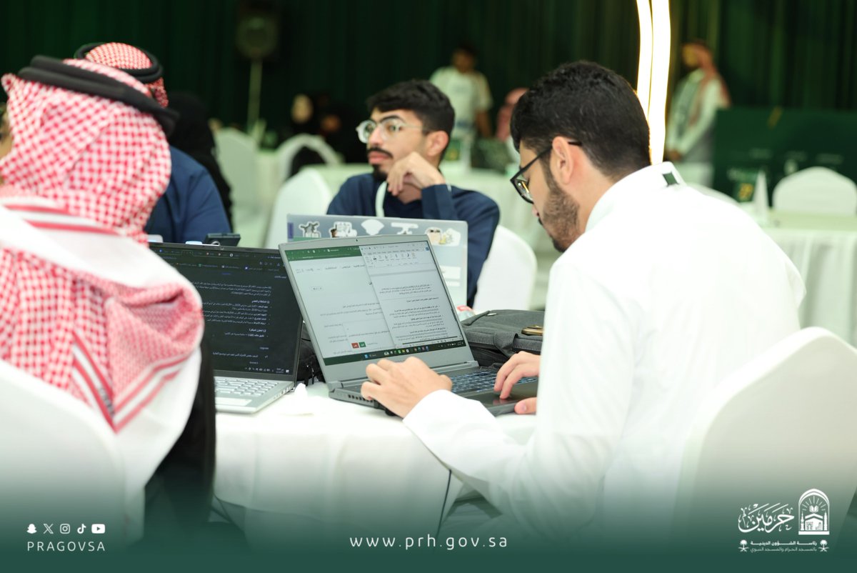 PRAGOVSA's tweet photo. يحدث الآن |

تتواصل الجلسات الإرشادية والتوجيهية للفرق المشاركة في هاكاثون هداية؛ دعمًا للمشاركين وتطويرًا لأفكارهم ومشاريعهم التقنية.

#رئاسة_الشؤون_الدينية #جامعة_جدة #هاكاثون_هداية https://t.co/VUyH75QHcB