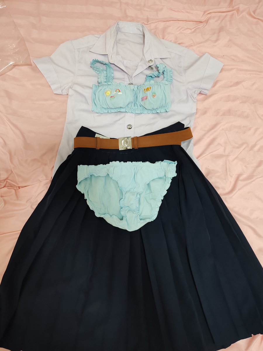 AzaiNeo's tweet photo. Whats she wear maybe https://t.co/5UGxCS5jpb
