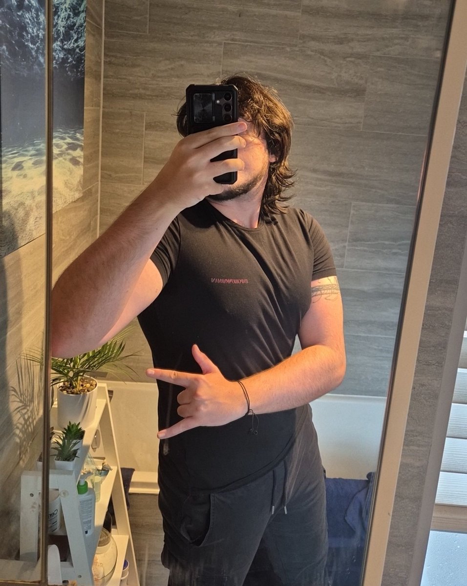 INSCRYPTlON's tweet photo. currently ridiculously ill https://t.co/RimFDpknG1