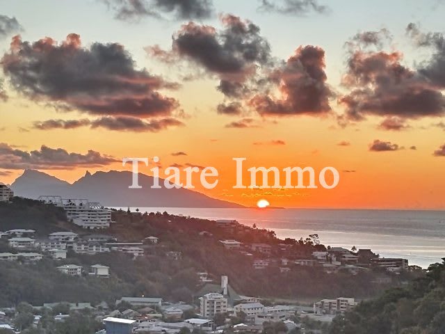 ImmoTiare's tweet photo. ✨ Nouveau | À vendre | Papeete 📍

▪ Appartement
▪ 4 pièce(s)
▪ 126 m²
▪ 56000000 XPF
https://t.co/8toDNdzxfX
Visite virtuelle : https://t.co/jr73HR3AUU

Retrouvez toutes les (...) https://t.co/la1MjJXOpr