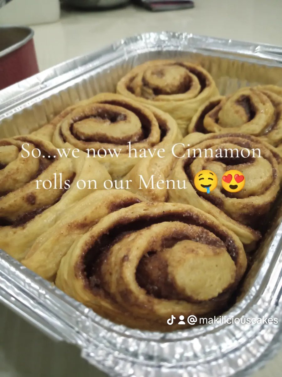 Thetasteofhaven's tweet photo. Cinnamon Rolls have officially joined the Makilicious Menu!🤤💃🏾

C Classic - 3500 (per roll)
Frosted - 3800 - 4500 (per roll)
Oreo, chocolate, caramel &amp; biscoff.

Available in boxes from 2 rolls

Now's the time to start thinking of how many you want😌

ORDERS ARE NOW OPEN!!! https://t.co/K6hfIZvtN6