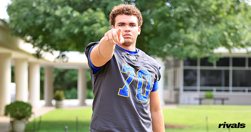 SWiltfong_'s tweet photo. Nashville (Tenn.) Battle Ground Academy four-star offensive lineman Koehn Dial is one of Georgia’s top targets at his position in the 2028 recruiting cycle. He was in Athens over the weekend and gives the highlights from his experience.

Story: https://t.co/2blMIJlU93 https://t.co/nzhiT5V3ED