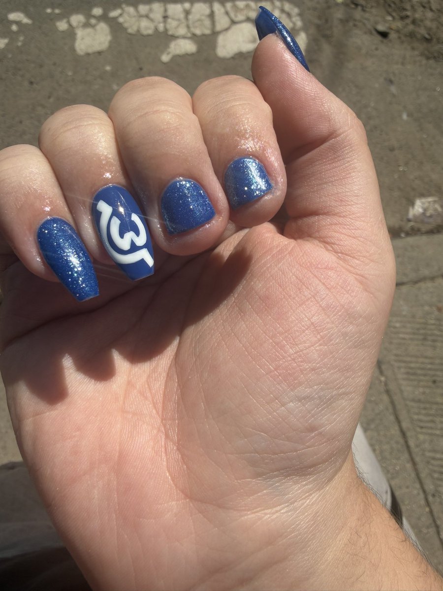 HoldTheElle's tweet photo. I'm ready for Baltimore :3 https://t.co/7yfREvjQd3