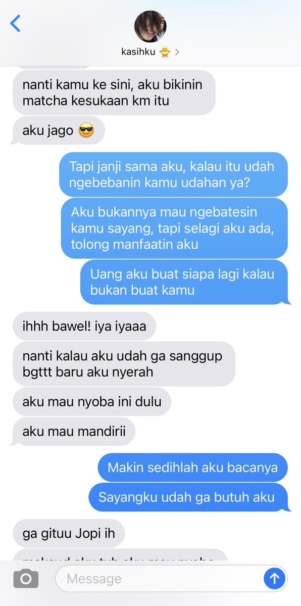 ajojink's tweet photo. #jjyunit four tweets au

when Jouvi and Najib were still dating.. https://t.co/enGEITSMCw