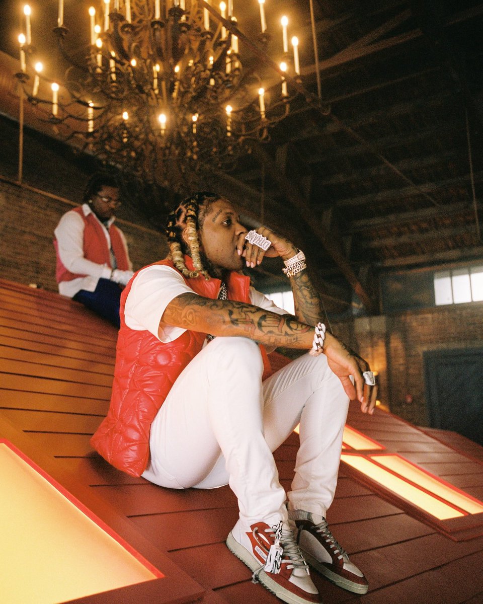 sxrvaskofrmdaC's tweet photo. A rare picture of Durk and Jam (Just Another Mouse) back in 2022 https://t.co/Npnz4upCfU