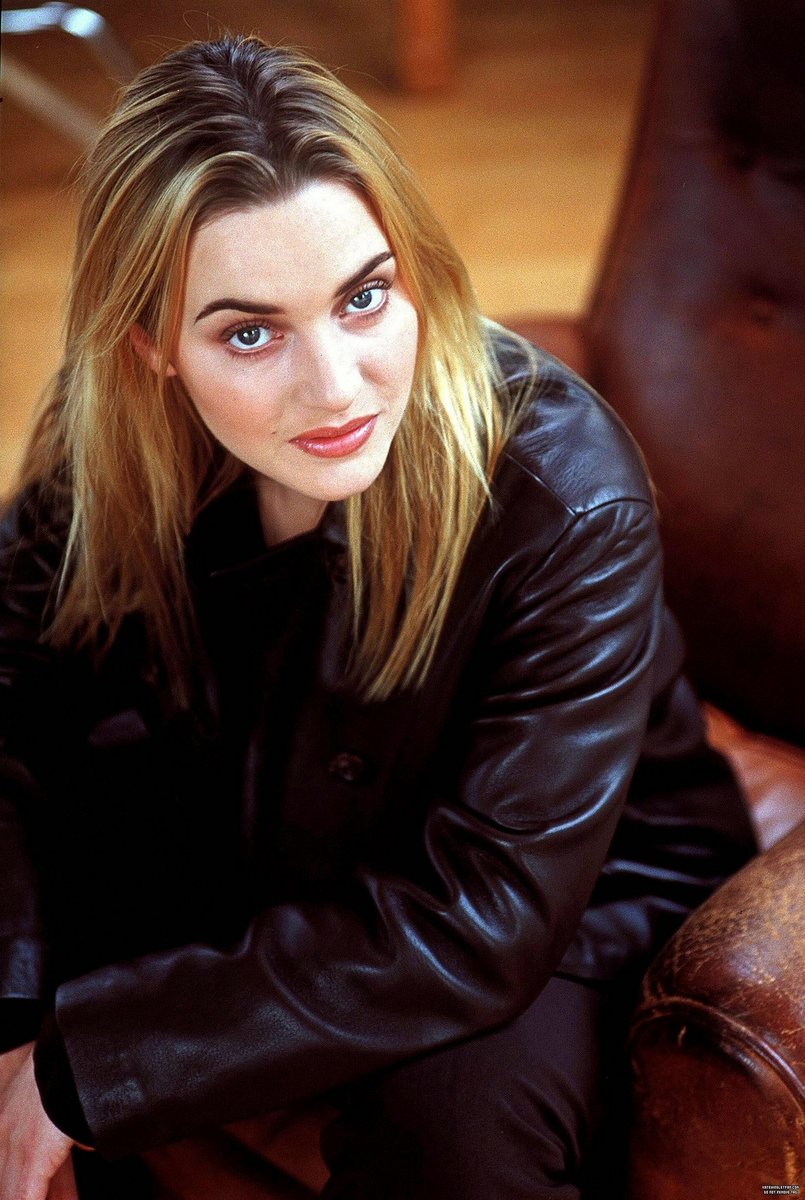 mrewinslet's tweet photo. Kate Winslet in the 90s. https://t.co/jEy4XY9o3S