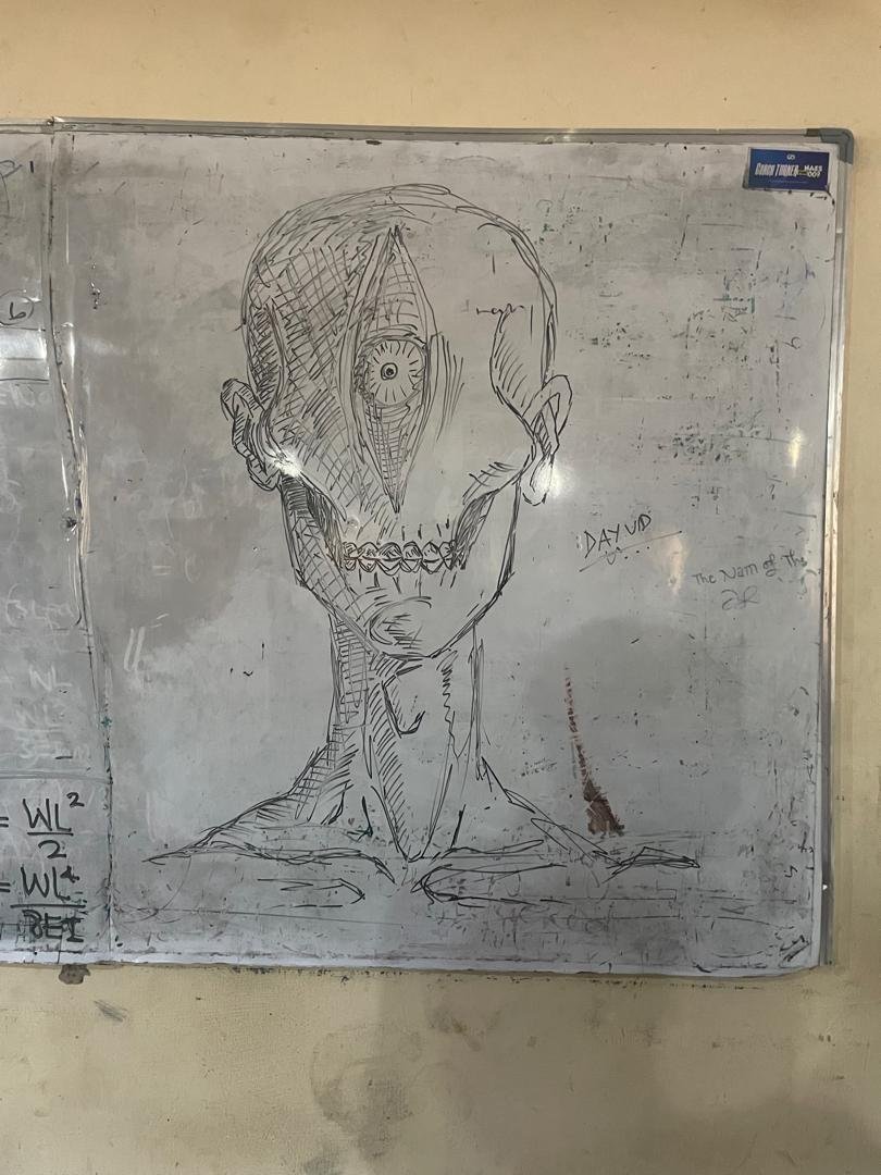 is_ur_boi_Davis's tweet photo. Drawing on the class board >>>>> https://t.co/imlPTlaTJj