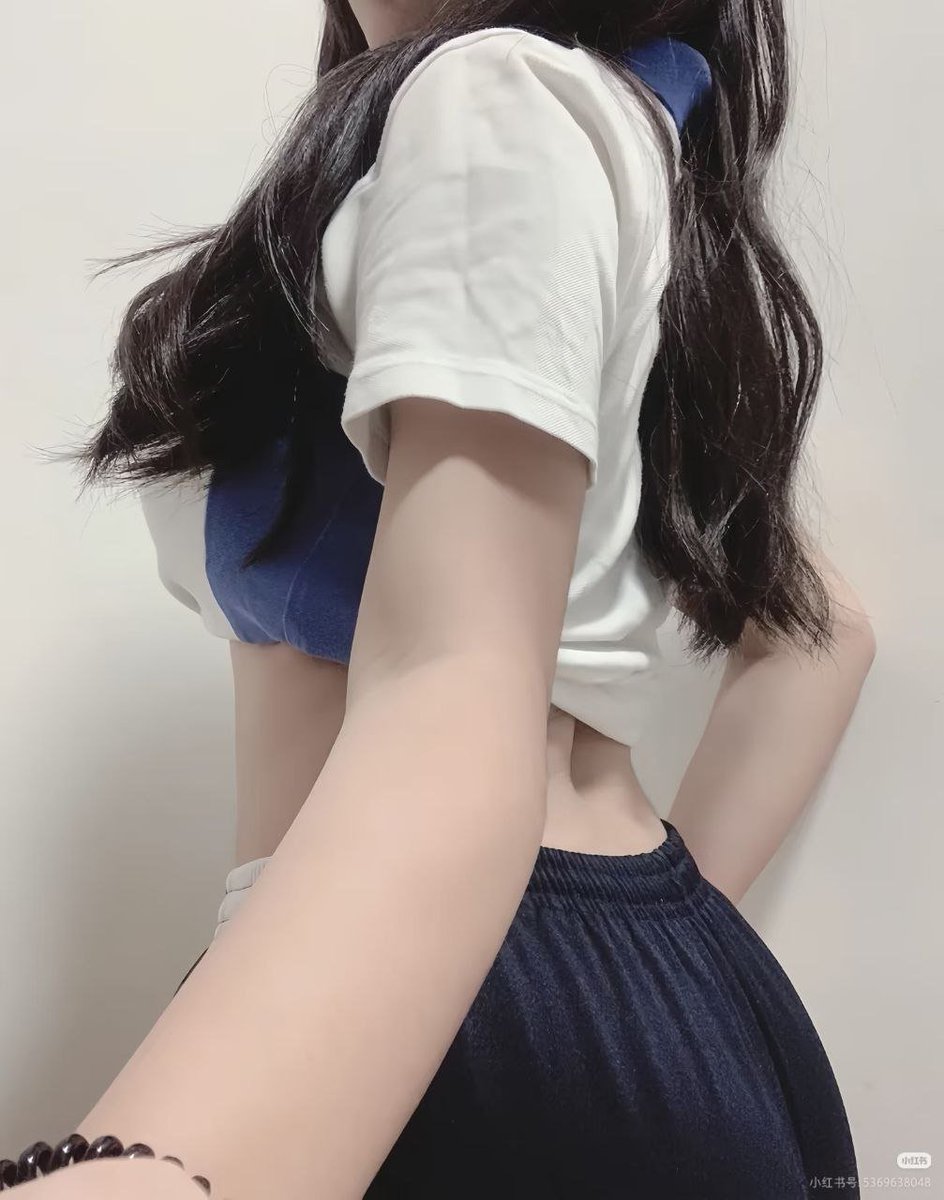 febiko's tweet photo. 开脱！！！！！

  上供！！   ！

刚拍的新鲜出炉的照片 😥😥 https://t.co/GiiR4EukFx