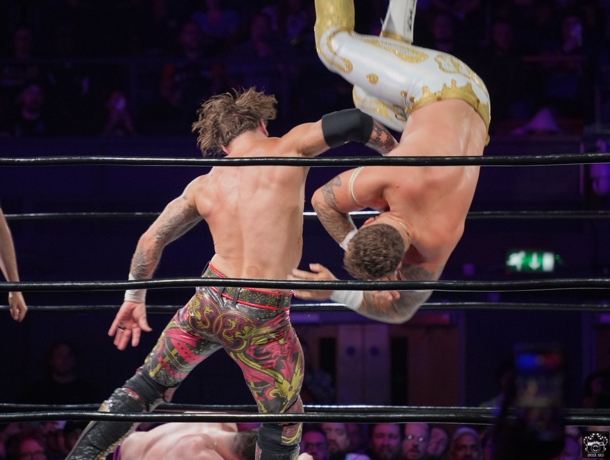 AmberNicoPhoto's tweet photo. Ten Man Tag Match

@WillOspreay @RKJ450 @BodyslamNet

#revpro #revpro14 https://t.co/6PcHhJQ61G