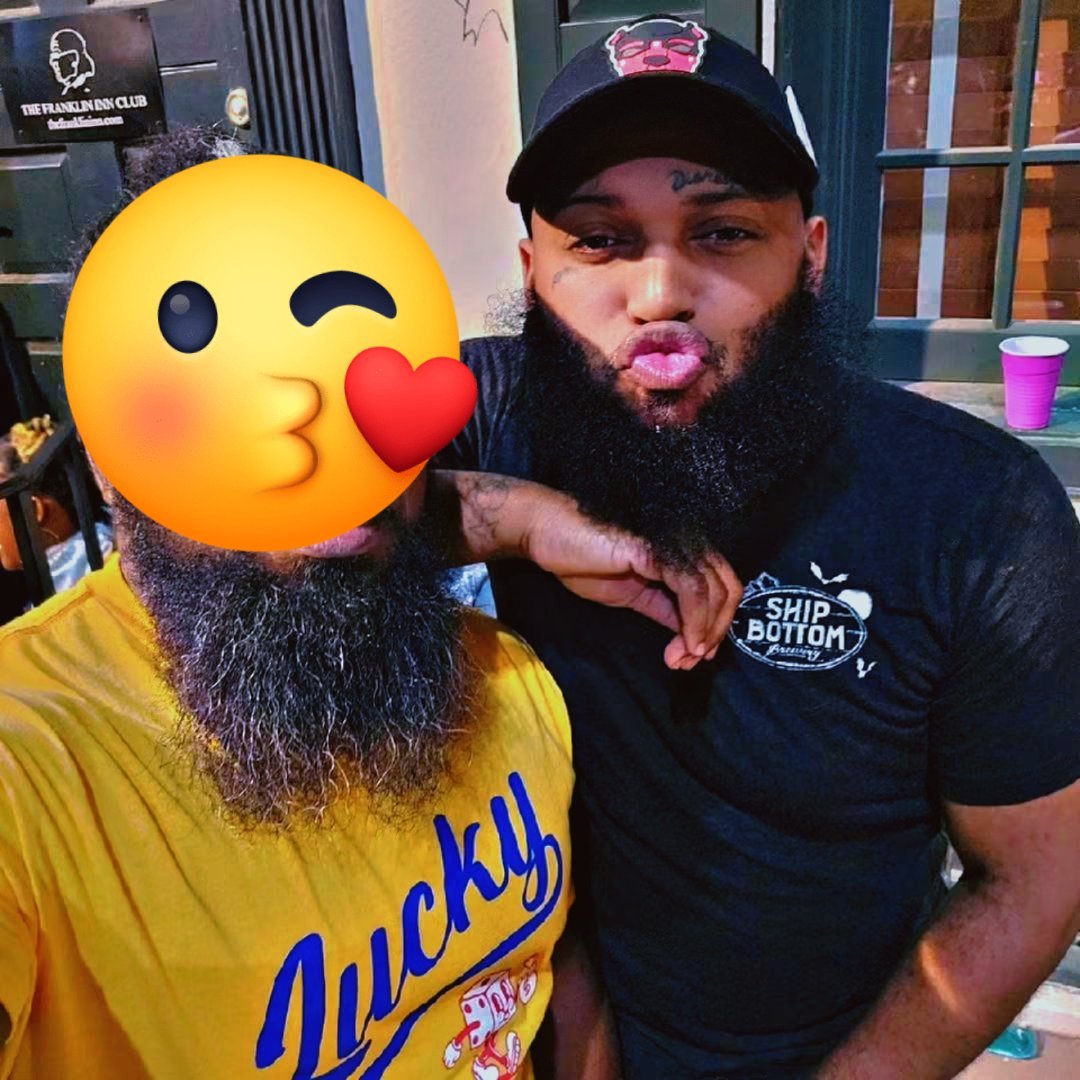 KamaniWald's tweet photo. IMMA BE SOO ANNOYING TODAY CAUSE ITS MY KING, MY HEART, MY EVERYTHING ANNIVERSARY! YOU MEAN THE WORLD TO ME BABE. WE GONNA RUN IT UP ALL WEEK SO GET READY! LOVE YOU & SEE YOU AFTER WORK!
@OnyxBlaque
#MYBAE #MY4EVER https://t.co/TWjgjDLcgN
