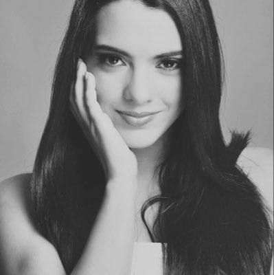 Scarletgrbr's tweet photo. #NuevaFotoDePerfil https://t.co/eVzTAeAZDu