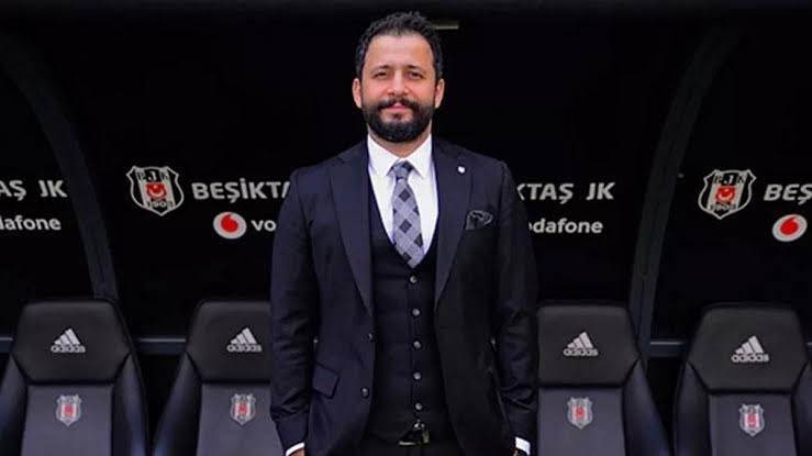 17donanma's tweet photo. Başkan bu liste direkt Beşiktaş’ın 2’nci yüz yılını uçurur  ya.. 

Bu adamları şu anki güçleriyle bir araya getir sonra g*tü yiyen  sahada eyyam yapsın.. https://t.co/tdqWtFDNGy