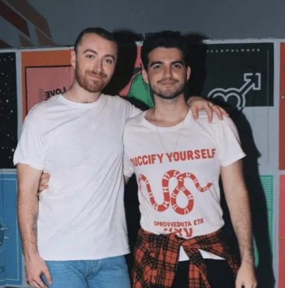 fav_clarao's tweet photo. e quando for a taylor https://t.co/ROXJjS5jAU