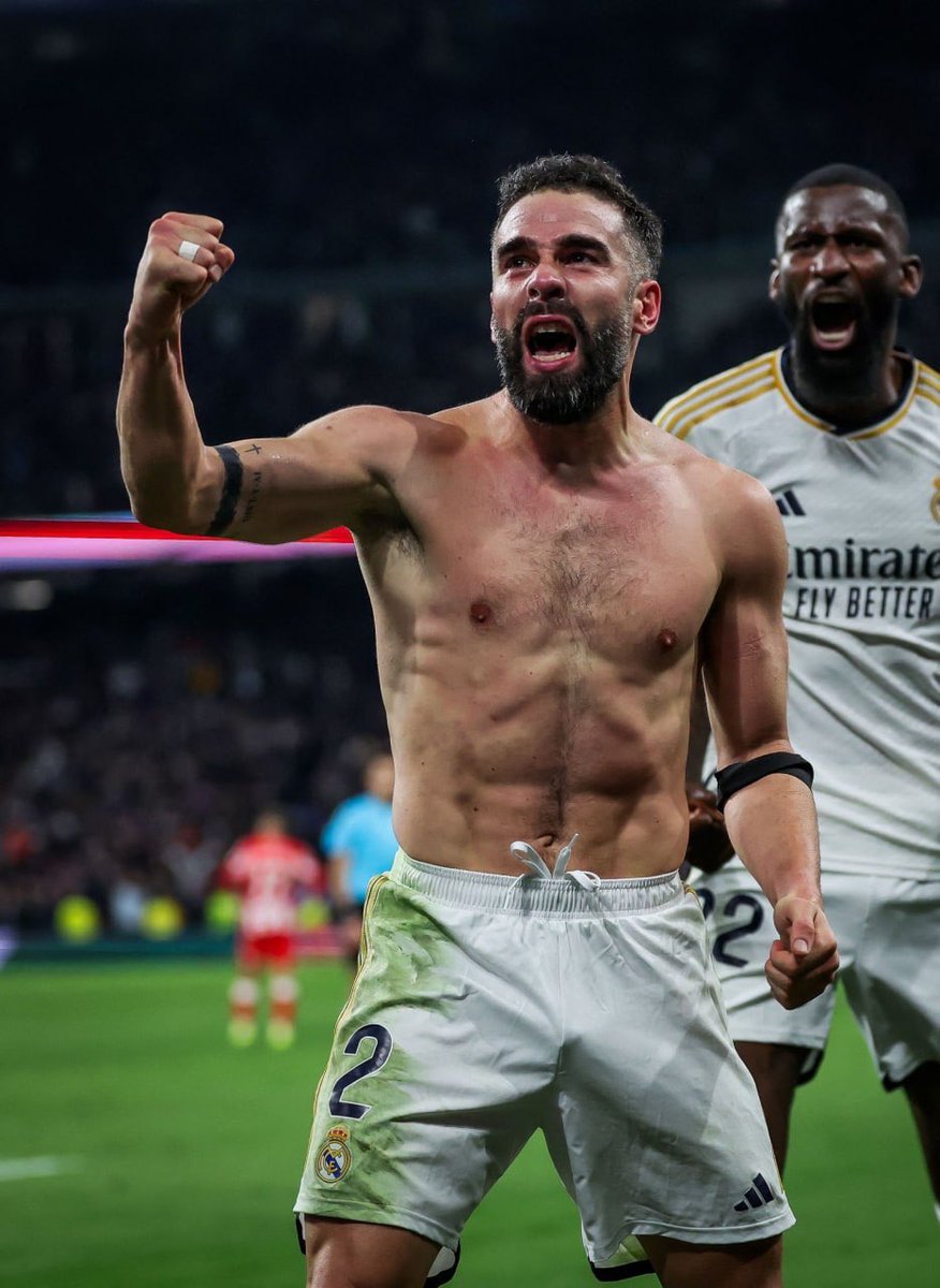 Smooth_Bets's tweet photo. 🚨 Fulham are considering a move for free agent Dani Carvajal, who is currently deciding on his next club.

Fulham have been offered a potential deal that would reunite Carvajal with Álvaro Arbeloa.

📌 Liverpool and Manchester City have also been approached about the 34-year-old defender, but neither club has agreed to a deal so far.

#Fulham #Carvajal #Liverpool #ManCity #PremierLeague #Transfers