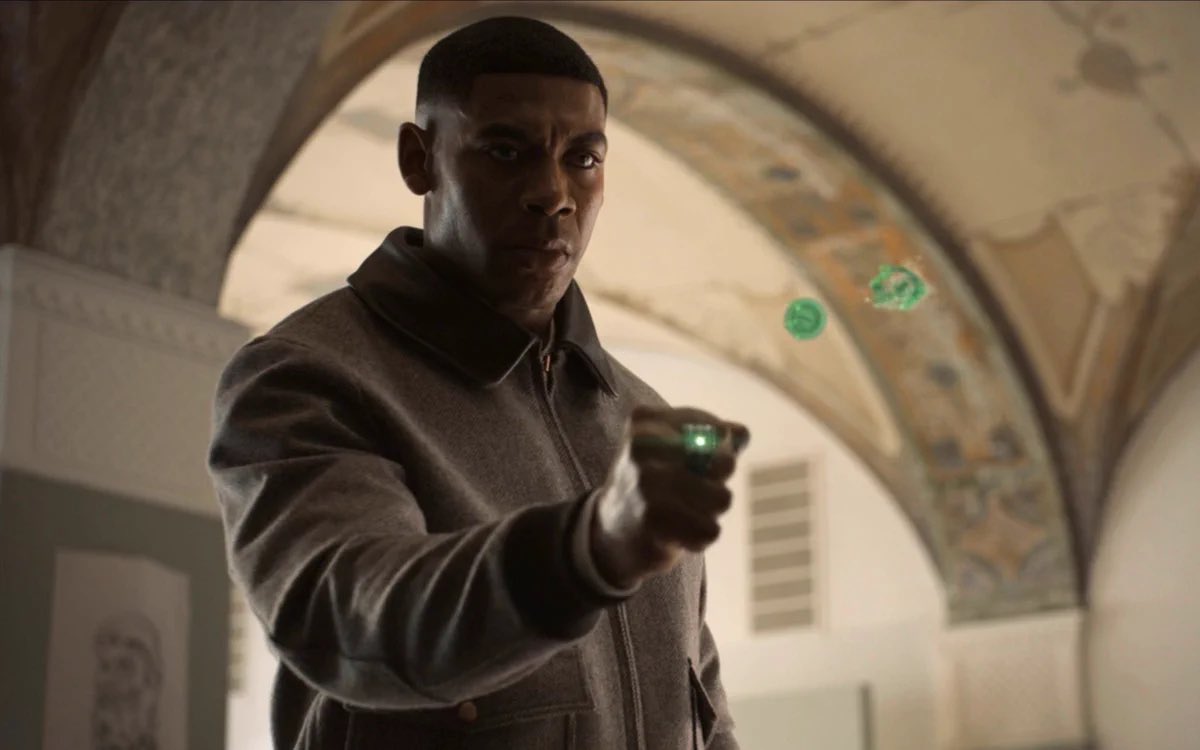 Muftahu579's tweet photo. i genuinely want to understand the john stewart hype. 🟢
what is it about him that makes so many fans consider him one of the greatest Green Lanterns ever? is it his personality, his military background, his willpower or what he represents?
because i see the love, but i want to understand what makes fans rate him that highly.