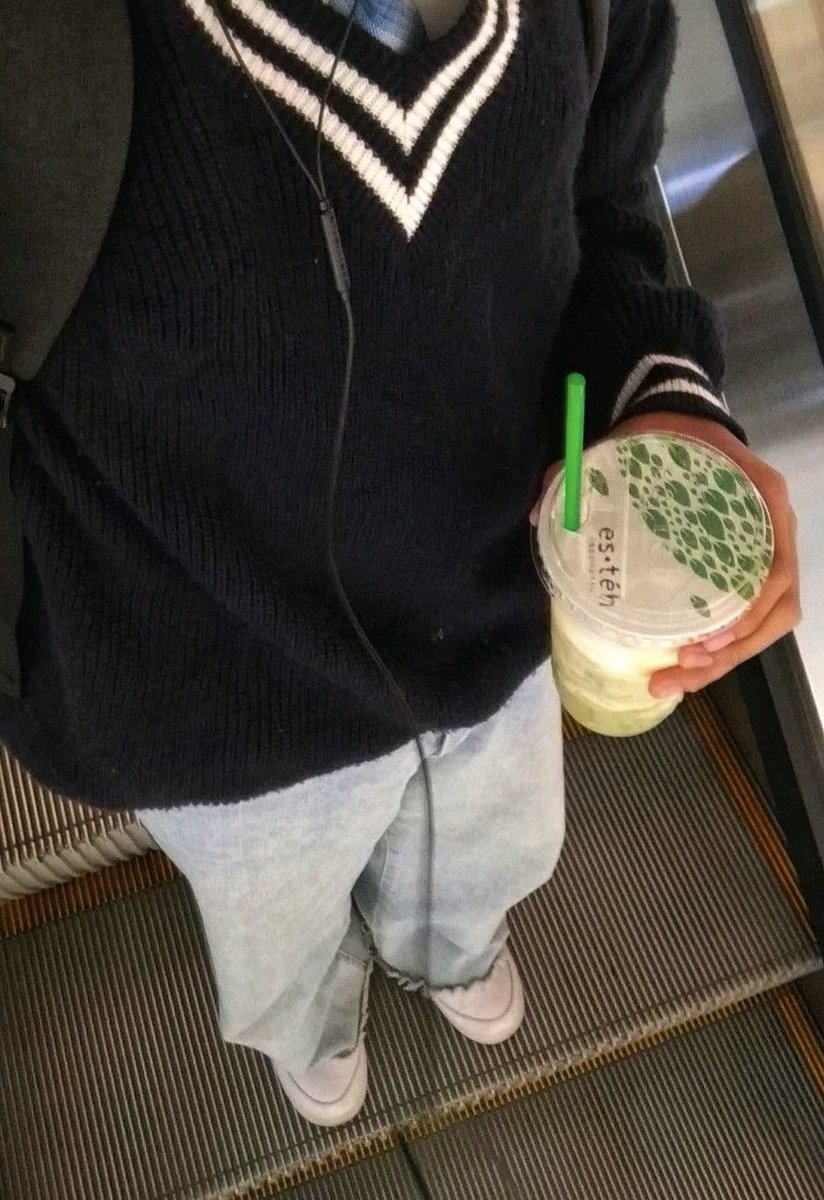 Luk1qu's tweet photo. Saindo da escola com um tesão do krl, vou chegar em casa e ficar o dia todo na punheta

#PINTOAWARDS 
#PINTOSAWARDS 
#PINTOAWARD 
#TROCONUDS
#pintoawardsㅤㅤㅤ 
#brotheragemㅤㅤㅤ https://t.co/PrhDXA262g