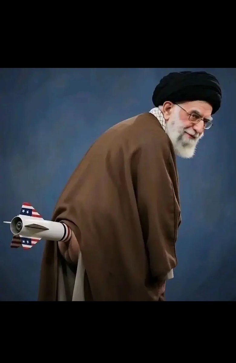 DosAyyd's tweet photo. @HmwdyH69263 @EmadAlahwaz ههههههههههههههههههههه بوس طيز سيدك والبخ ياذيل https://t.co/sArMuQ6Dw1